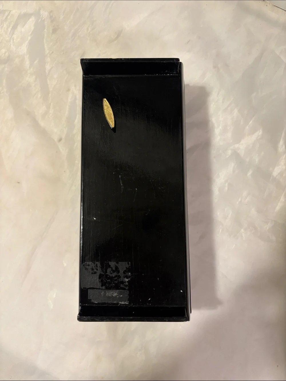 N/A sleek black